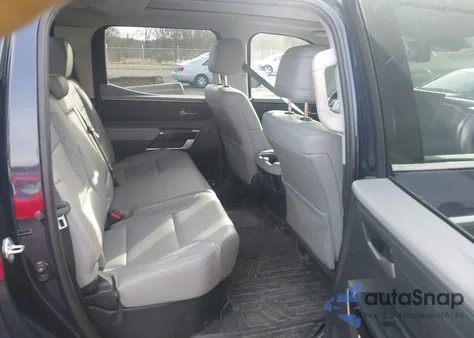 2022 Toyota Tundra Limited из США, поврежденный, VIN 5TFJA5AB1NX010095